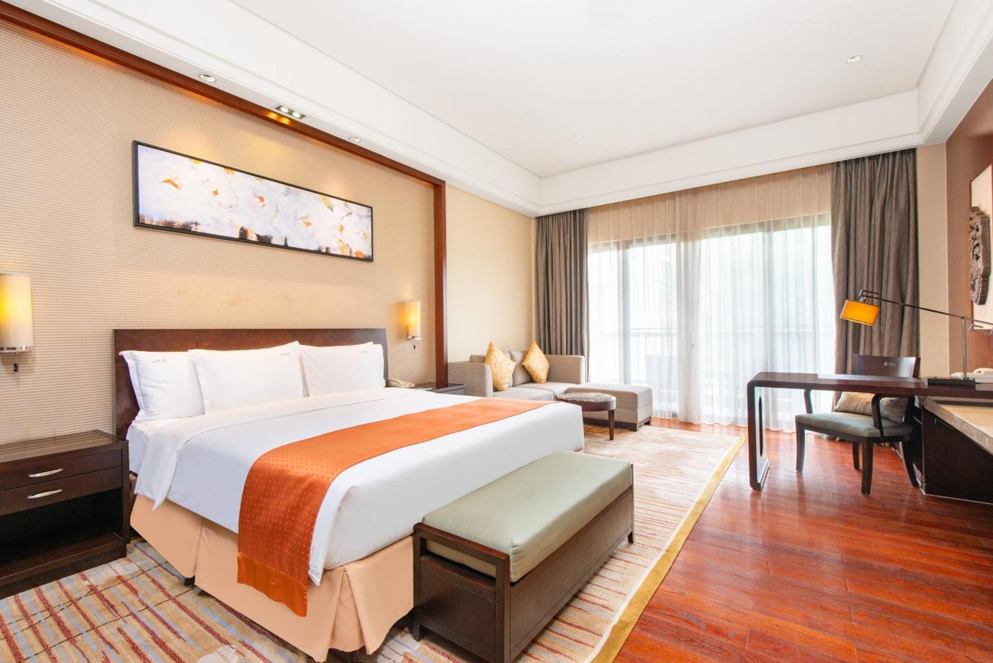 Holiday Inn Resort Chaohu Hot Spring By Ihg Hefei Bagian luar foto